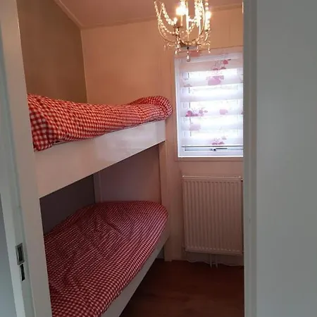 De Woudtplaats 木屋 沃尔夫黑泽